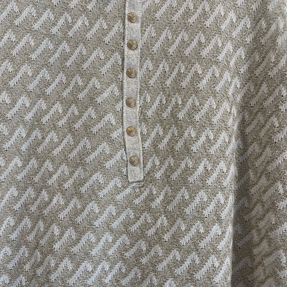 White House Black Market Tan and Gold Sleeveless Buttoned Tank Top - Picture 5 of 6